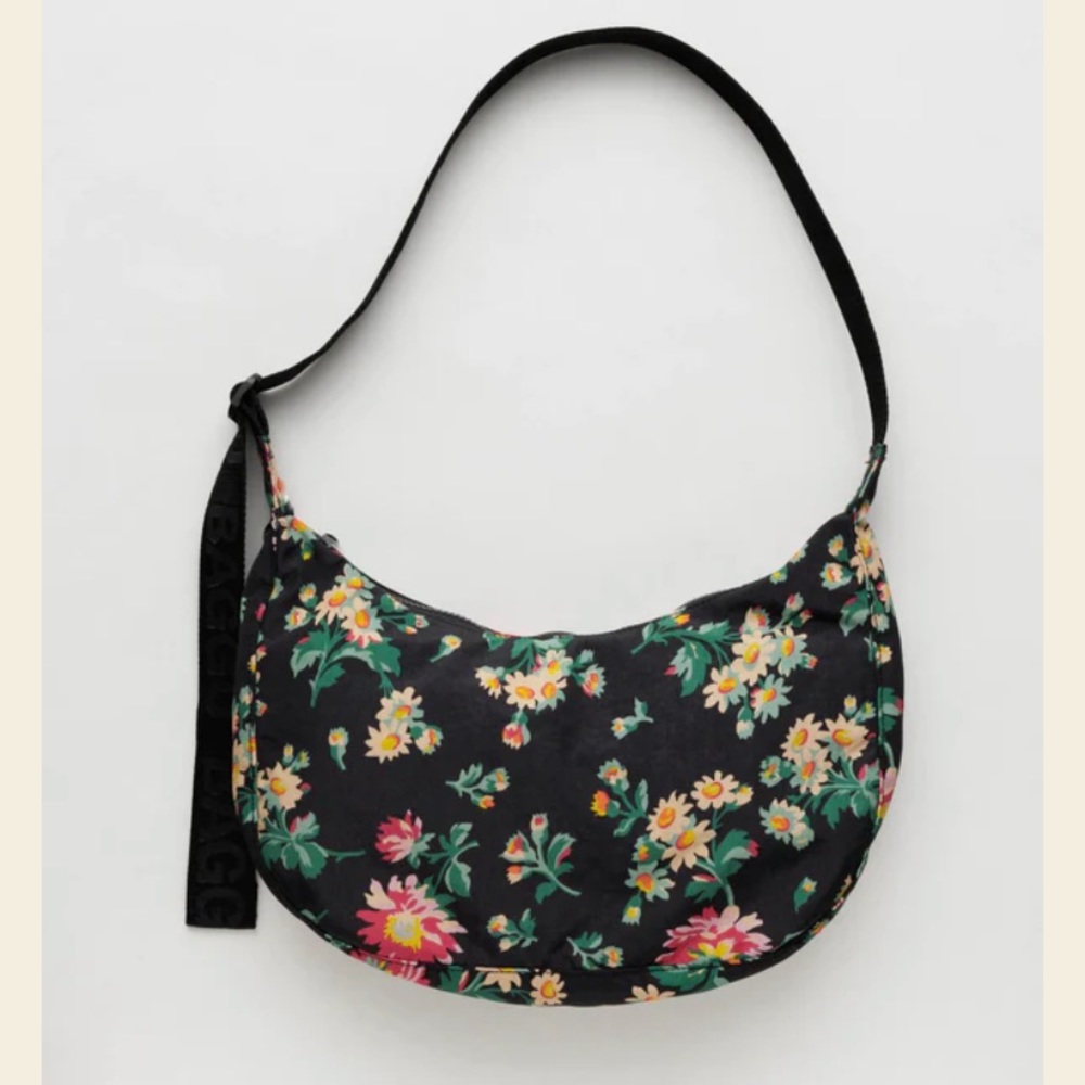 NWT Baggu Medium Nylon Crescent Bag x Laura Ashley